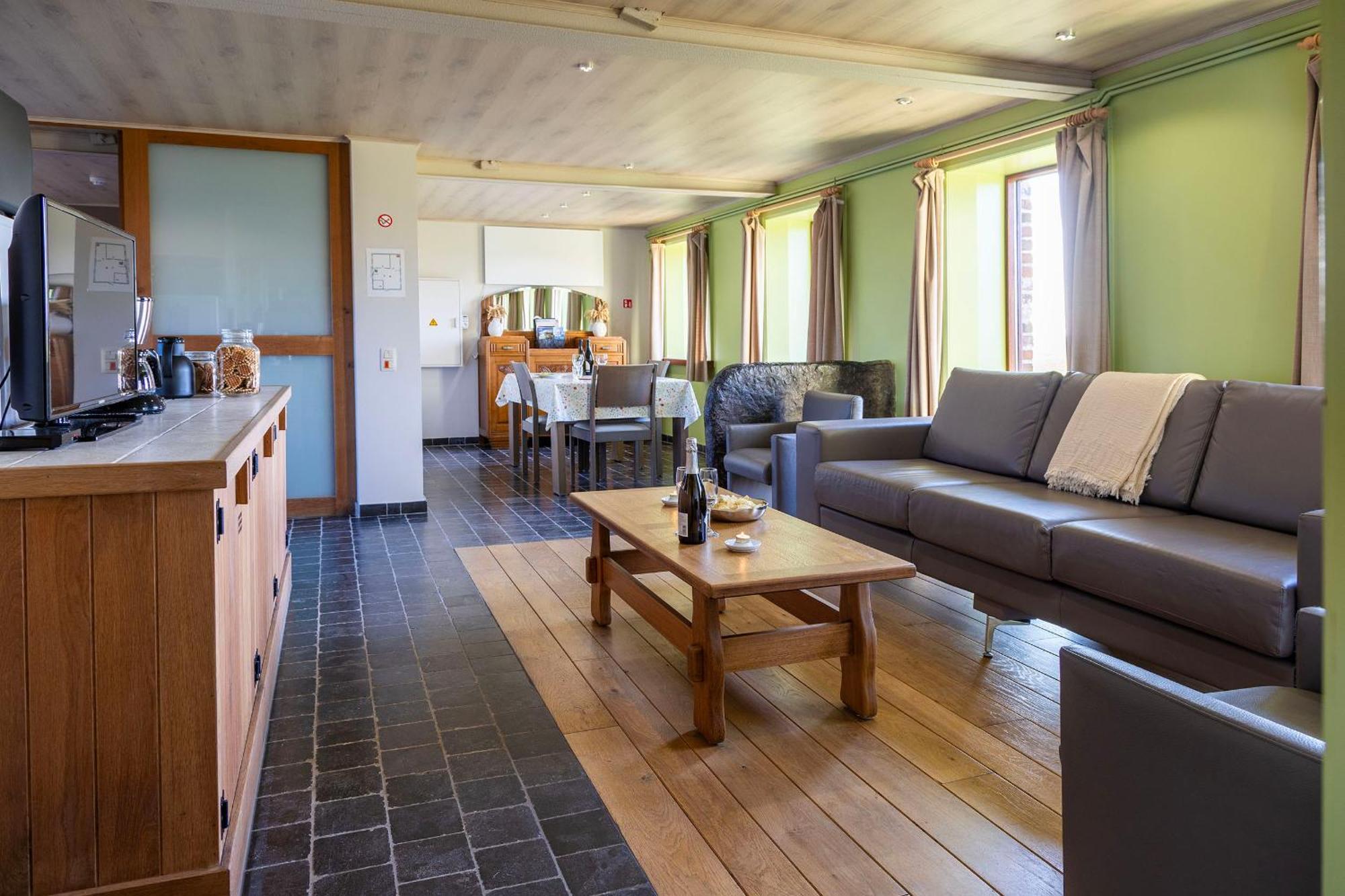 Holiday Home 't Hof der Witte Damen Veurne Zimmer foto