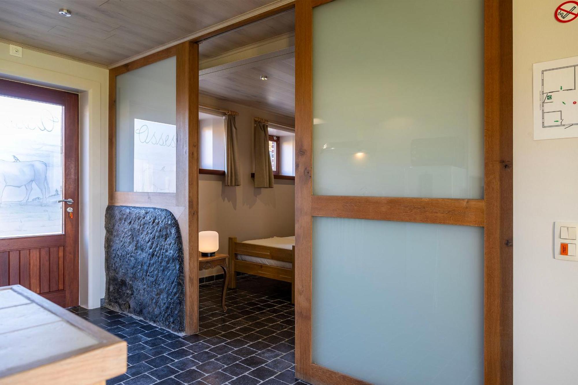 Holiday Home 't Hof der Witte Damen Veurne Zimmer foto